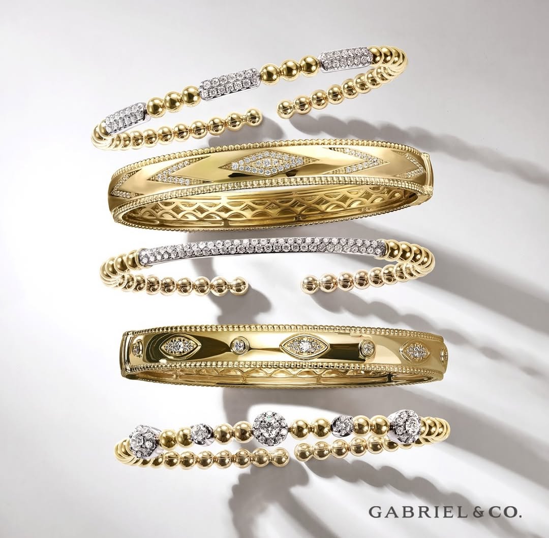 Our best-selling Bujakan bracelets are the kind of gift she’ll cherish forever; lightweight, luminous, and designed to add th...